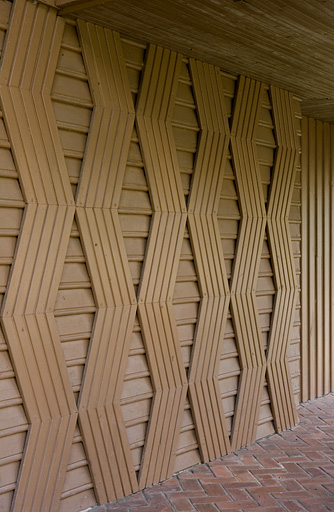 Porche : décor bois, détail. © Yves Sancey / Région Bourgogne-Franche-Comté, Inventaire du patrimoine - 2006