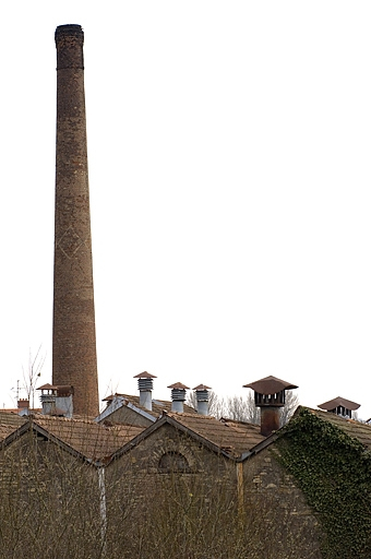 Cheminée et toitures de la salle de tissage. © Jérôme Mongreville / Région Bourgogne-Franche-Comté, Inventaire du patrimoine - 2006
