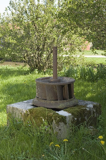 Elément de la turbine (déposé en 1980). © Jérôme Mongreville / Région Bourgogne-Franche-Comté, Inventaire du patrimoine - 2006