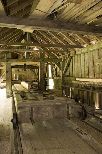 Intérieur de l'atelier. © Jérôme Mongreville / Région Bourgogne-Franche-Comté, Inventaire du patrimoine - 2006 Intérieur de l'atelier. © Jérôme Mongreville / Région Bourgogne-Franche-Comté, Inventaire du patrimoine - 2006