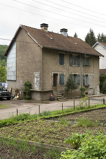 Logement ouvrier double (rue du Barrage). © Jérôme Mongreville / Région Bourgogne-Franche-Comté, Inventaire du patrimoine - 2006