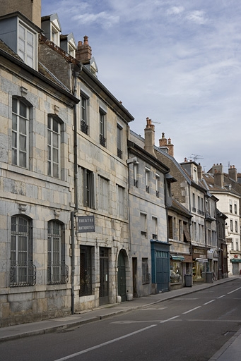 Vue d'ensemble de trois quarts gauche. © Yves Sancey / Région Bourgogne-Franche-Comté, Inventaire du patrimoine - 2007