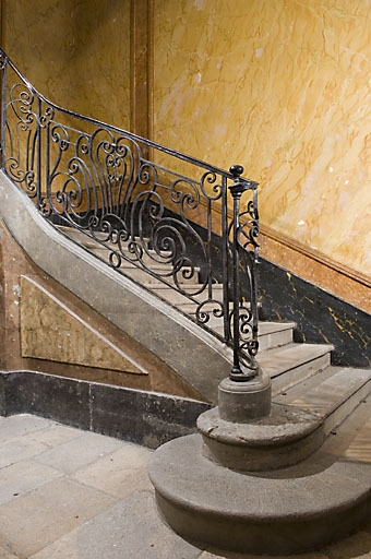 Vue du départ de l'escalier. © Jérôme Mongreville / Région Bourgogne-Franche-Comté, Inventaire du patrimoine - 2007