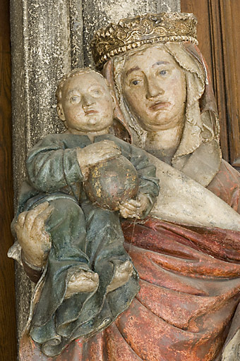 Buste de la Vierge à l'Enfant, vue de face. © Jérôme Mongreville / Région Bourgogne-Franche-Comté, Inventaire du patrimoine - 2007