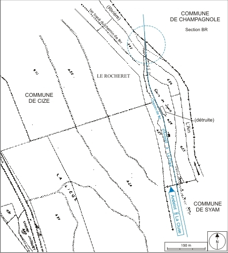 Plan-masse et de situation. Extrait du plan cadastral, 1985, section unique, 4e feuille, échelle 1:2500 réduite à 1:5000. © André Céréza / Région Bourgogne-Franche-Comté, Inventaire du patrimoine - 2007