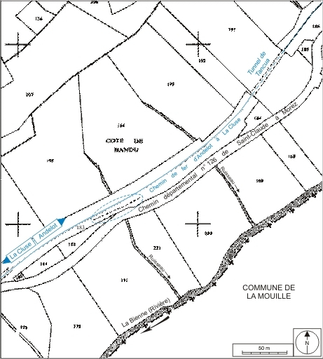 Plan-masse et de situation. Extrait du plan cadastral informatisé, 2006, section AD, échelle 1:2000. © André Céréza / Région Bourgogne-Franche-Comté, Inventaire du patrimoine - 2007 Plan-masse et de situation. Extrait du plan cadastral informatisé, 2006, section AD, échelle 1:2000. © André Céréza / Région Bourgogne-Franche-Comté, Inventaire du patrimoine - 2007