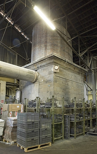 Atelier de moulage mécanique. Base de la cheminée. © Jérôme Mongreville / Région Bourgogne-Franche-Comté, Inventaire du patrimoine - 2007