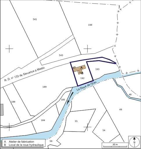 Plan-masse et de situation. Extrait du plan cadastral numérisé, 2008, section L, 1:2000 agrandi à 1:1000. Source : Direction générale des Finances Publiques - Cadastre ; mise à jour : 2008. © André Céréza / Région Bourgogne-Franche-Comté, Inventaire du patrimoine - 2008 Plan-masse et de situation. Extrait du plan cadastral numérisé, 2008, section L, 1:2000 agrandi à 1:1000. Source : Direction générale des Finances Publiques - Cadastre ; mise à jour : 2008. © André Céréza / Région Bourgogne-Franche-Comté, Inventaire du patrimoine - 2008