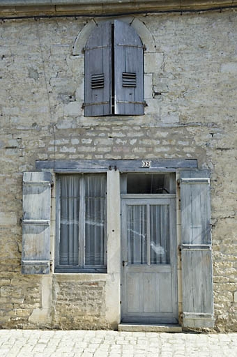 Travée de la façade du logement ouvrier. © Jérôme Mongreville / Région Bourgogne-Franche-Comté, Inventaire du patrimoine - 2008