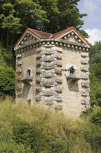 Le pigeonnier. © Jérôme Mongreville / Région Bourgogne-Franche-Comté, Inventaire du patrimoine - 2008