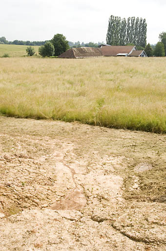Vue d'ensemble depuis la carrière d'argile, au sud-ouest. © Jérôme Mongreville / Région Bourgogne-Franche-Comté, Inventaire du patrimoine - 2008
