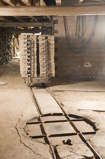 Wagonnet à plateaux sur voie Decauville. © Jérôme Mongreville / Région Bourgogne-Franche-Comté, Inventaire du patrimoine - 2008