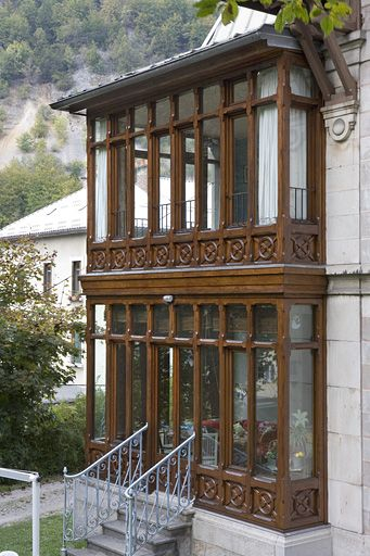 Elévation latérale droite : l'oriel. © Yves Sancey / Région Bourgogne-Franche-Comté, Inventaire du patrimoine - 2009