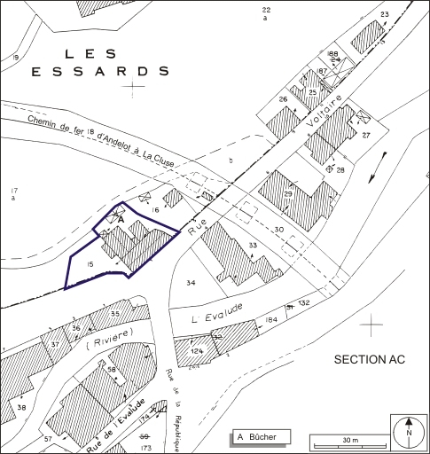 Plan-masse et de situation. Extrait du plan cadastral, 1980, section AB, échelle 1:1000. © André Céréza / Région Bourgogne-Franche-Comté, Inventaire du patrimoine - 2009