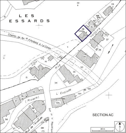 Plan-masse et de situation. Extrait du plan cadastral, 1980, section AB, échelle 1:1000. © André Céréza / Région Bourgogne-Franche-Comté, Inventaire du patrimoine - 2009