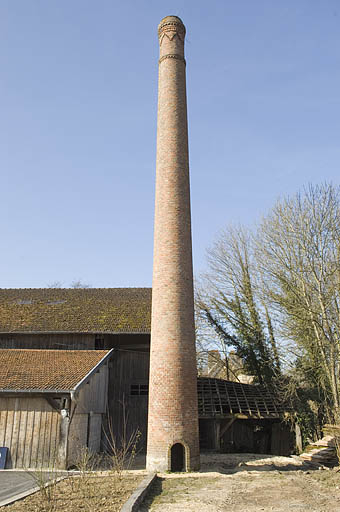 Cheminée depuis le nord. © Jérôme Mongreville / Région Bourgogne-Franche-Comté, Inventaire du patrimoine - 2009
