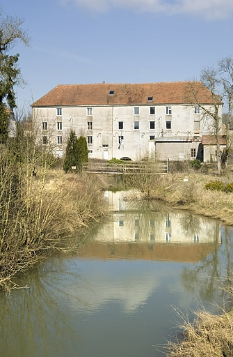 Façade sud. © Jérôme Mongreville / Région Bourgogne-Franche-Comté, Inventaire du patrimoine - 2009