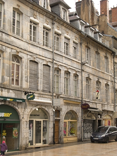 Vue d'ensemble de trois quarts gauche. © Yves Sancey / Région Bourgogne-Franche-Comté, Inventaire du patrimoine - 2010
