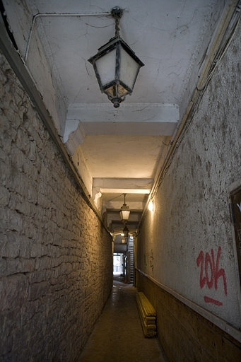 Détail du couloir en enfilade des deux premiers logis : 13 Grande Rue. © Yves Sancey / Région Bourgogne-Franche-Comté, Inventaire du patrimoine - 2010