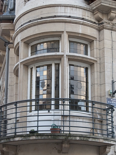 Détail du premier étage de la tourelle d'angle. © Yves Sancey / Région Bourgogne-Franche-Comté, Inventaire du patrimoine - 2010