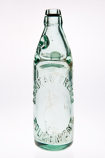 Bouteille à bille au nom de Grojean Frères Rougemont. © Jérôme Mongreville / Région Bourgogne-Franche-Comté, Inventaire du patrimoine - 2010