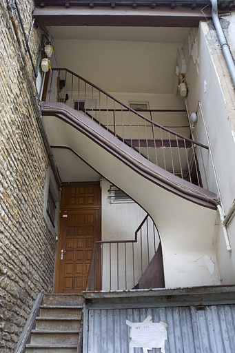 Vue d'ensemble de l'escalier à cage ouverte secondaire. © Yves Sancey / Région Bourgogne-Franche-Comté, Inventaire du patrimoine - 2010