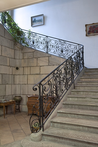 Intérieur, escalier : détail de la rampe en fer forgé. © Yves Sancey / Région Bourgogne-Franche-Comté, Inventaire du patrimoine - 2010