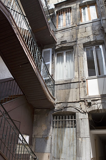 Détail de la façade postérieure du logis principal. © Yves Sancey / Région Bourgogne-Franche-Comté, Inventaire du patrimoine - 2010