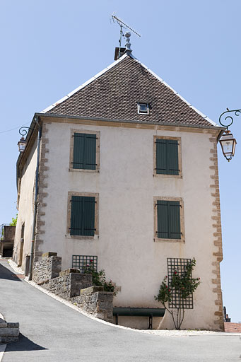 Façade latérale droite. © Jérôme Mongreville / Région Bourgogne-Franche-Comté, Inventaire du patrimoine - 2010