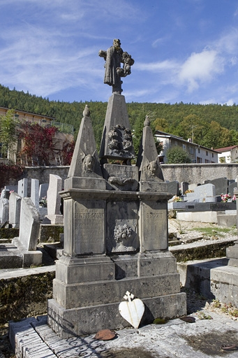 La stèle. © Yves Sancey / Région Bourgogne-Franche-Comté, Inventaire du patrimoine - 2010