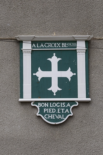 Enseigne. © Yves Sancey / Région Bourgogne-Franche-Comté, Inventaire du patrimoine - 2010