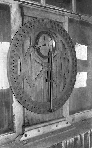 Pointeuse. © Rémi Hamelin / Région Bourgogne-Franche-Comté, Inventaire du patrimoine - 2010