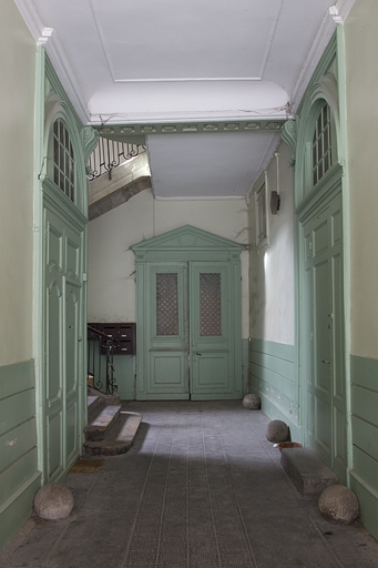 Intérieur : vue du passage cocher. © Yves Sancey / Région Bourgogne-Franche-Comté, Inventaire du patrimoine - 2011