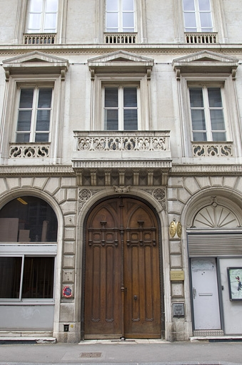 Vue d'ensemble du portail d'entrée. © Yves Sancey / Région Bourgogne-Franche-Comté, Inventaire du patrimoine - 2011
