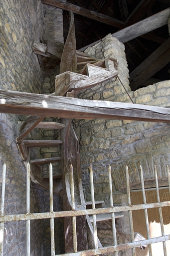 Fabrique de jardin : détail de l'escalier, vue d'ensemble. © Yves Sancey / Région Bourgogne-Franche-Comté, Inventaire du patrimoine - 2011