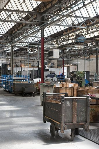 Atelier de fabrication des pompes. Vue partielle. © Jérôme Mongreville / Région Bourgogne-Franche-Comté, Inventaire du patrimoine - 2011
