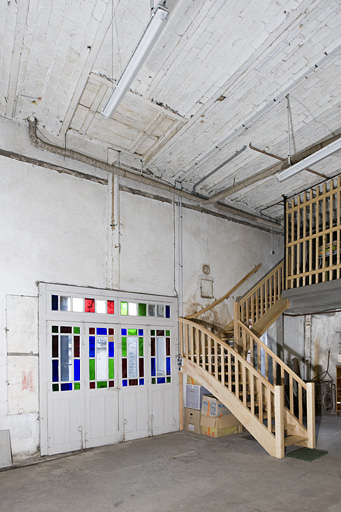 Intérieur de l'entrepôt. © Marc Loukachine / Région Bourgogne-Franche-Comté, Inventaire du patrimoine - 2011