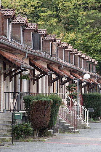 Caserne G. Vue rapprochée depuis l'est. © Jérôme Mongreville / Région Bourgogne-Franche-Comté, Inventaire du patrimoine - 2011