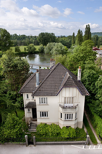 Vue plongeante sur le logement patronal. © Jérôme Mongreville / Région Bourgogne-Franche-Comté, Inventaire du patrimoine - 2012