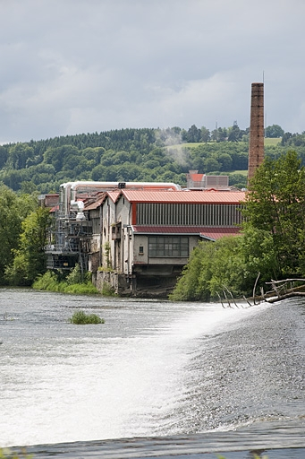 Barrage et bâtiments industriels depuis le nord. © Jérôme Mongreville / Région Bourgogne-Franche-Comté, Inventaire du patrimoine - 2012