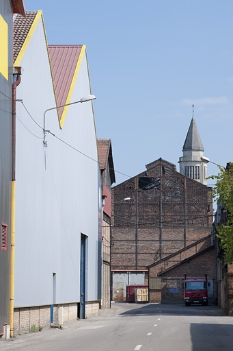 Pignons de l'atelier de laminage (tôlerie n°4) et du gazogène. © Jérôme Mongreville / Région Bourgogne-Franche-Comté, Inventaire du patrimoine - 2012