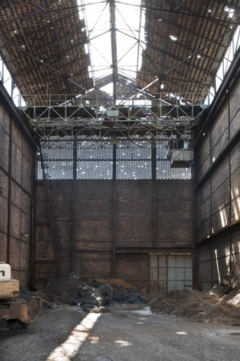 Bâtiment du gazogène. Vue intérieure depuis l'est. © Jérôme Mongreville / Région Bourgogne-Franche-Comté, Inventaire du patrimoine - 2012