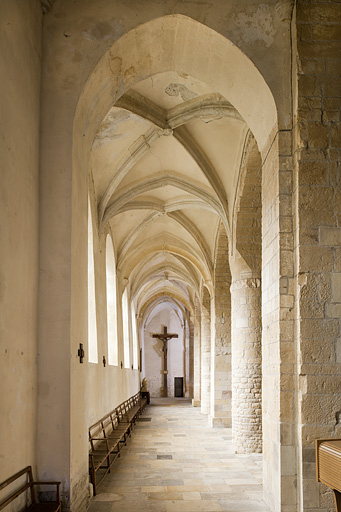 Bas-côté droit vu depuis le transept. © Jérôme Mongreville / Région Bourgogne-Franche-Comté, Inventaire du patrimoine - 2012 Bas-côté droit vu depuis le transept. © Jérôme Mongreville / Région Bourgogne-Franche-Comté, Inventaire du patrimoine - 2012