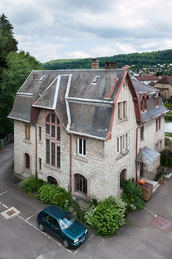 Bureaux (ancienne demeure patronale). © Jérôme Mongreville / Région Bourgogne-Franche-Comté, Inventaire du patrimoine - 2013