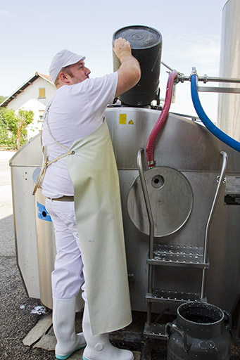 Le fromager. © Yves Sancey / Région Bourgogne-Franche-Comté, Inventaire du patrimoine - 2013 Le fromager. © Yves Sancey / Région Bourgogne-Franche-Comté, Inventaire du patrimoine - 2013