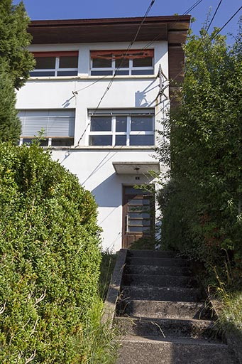 Usine : entrée sur la façade antérieure. © Yves Sancey / Région Bourgogne-Franche-Comté, Inventaire du patrimoine - 2013