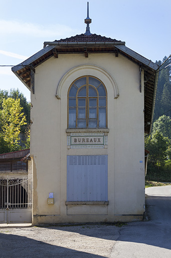 Bureau et laboratoire. © Yves Sancey / Région Bourgogne-Franche-Comté, Inventaire du patrimoine - 2013