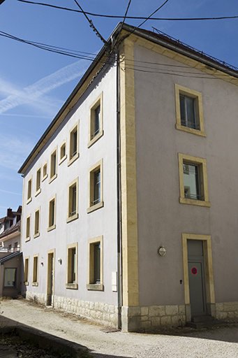 Façade postérieure, vue en enfilade. © Yves Sancey / Région Bourgogne-Franche-Comté, Inventaire du patrimoine - 2013