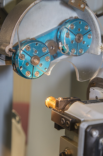 Usinage : fraises du module de gauche de la machine à facetter. © Yves Sancey / Région Bourgogne-Franche-Comté, Inventaire du patrimoine - 2013