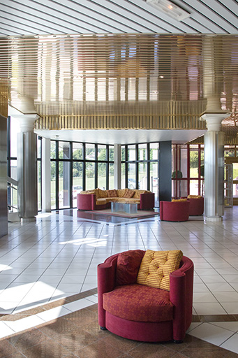 Hall : sièges. © Yves Sancey / Région Bourgogne-Franche-Comté, Inventaire du patrimoine - 2013